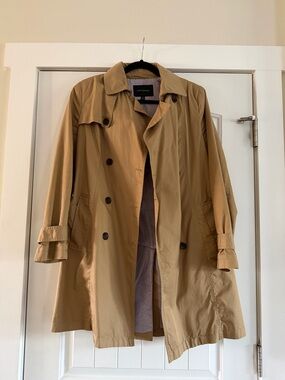 Banana Republic Khaki Lightweight Coat